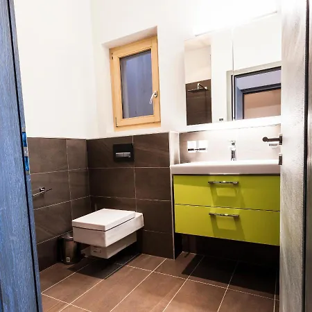 Ibex, A Cote De La Piste De * Veysonnaz